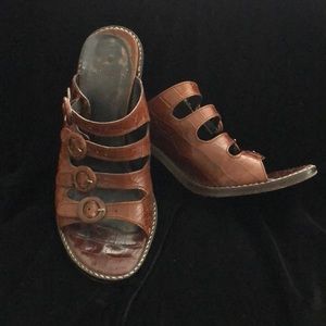 Brown croc chunky heel sandal